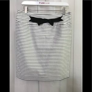 Ann Taylor Loft skirt with bow size 6